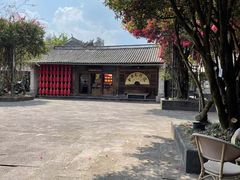-比顿咖啡(和顺古镇店)
