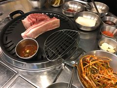 带皮五花肉-401餐厅(弘大店)