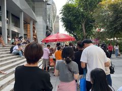 -詹爷爷乌节路街头冰淇淋