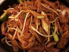 干炒牛河-来龙里 精致 东南亚餐室(万象城店)