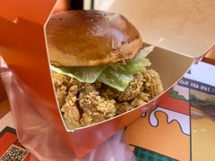 香辣鸡腿堡-前进5路汉堡炸鸡(昙华林店)