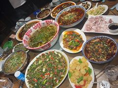 -江湖黑大兔(杨家坪店)