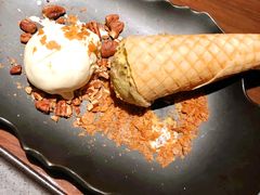 -The ROOF (通盈中心店)