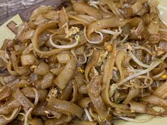 牛肉鸡蛋炒牛河-贞姨美食·老字号海鲜大排档