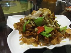 -大城·烧烤海鲜大排档(台东店)