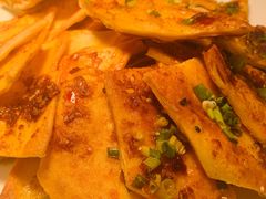 -华邑酒店·鲜艳全日自助餐厅