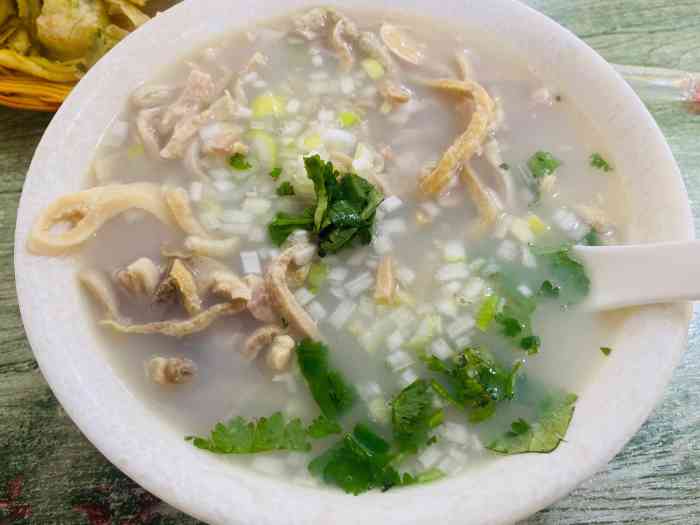 老专业内蒙羊汤馅饼(道外十四道街店)-"再次来这家吃早饭,就两个字,真