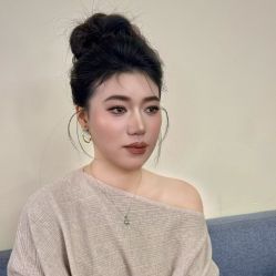 -爱的化妆工作室(雅地天际店)