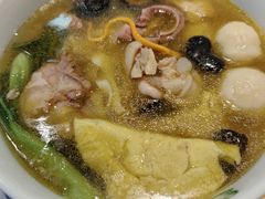 -呷佬·长沙手工米粉(金沙江路店)
