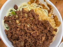 特色豌豆杂酱面-朱儿面庄(洋河三路店)