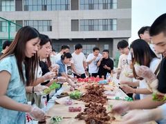 -唆了蜜团建·趣味沉浸式剧情·蹦床轰趴运动拓展基地(天津旗舰店)