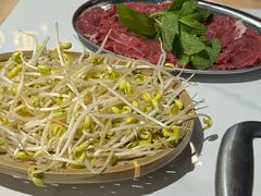 -王奋斗贵州酸汤牛肉火锅