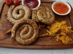 莫斯科风格烤肠配酸菜-莫斯科餐厅