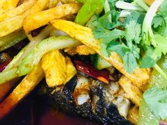 -大湾金牌万州烤鱼(沙河店)