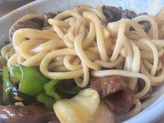 -歹歹的加个面过油肉拌面