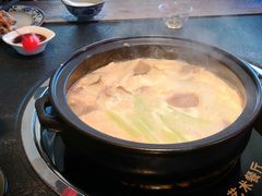 -大匠工房古船木艺术餐厅·猪肚鸡专门店(长白仙岛店)