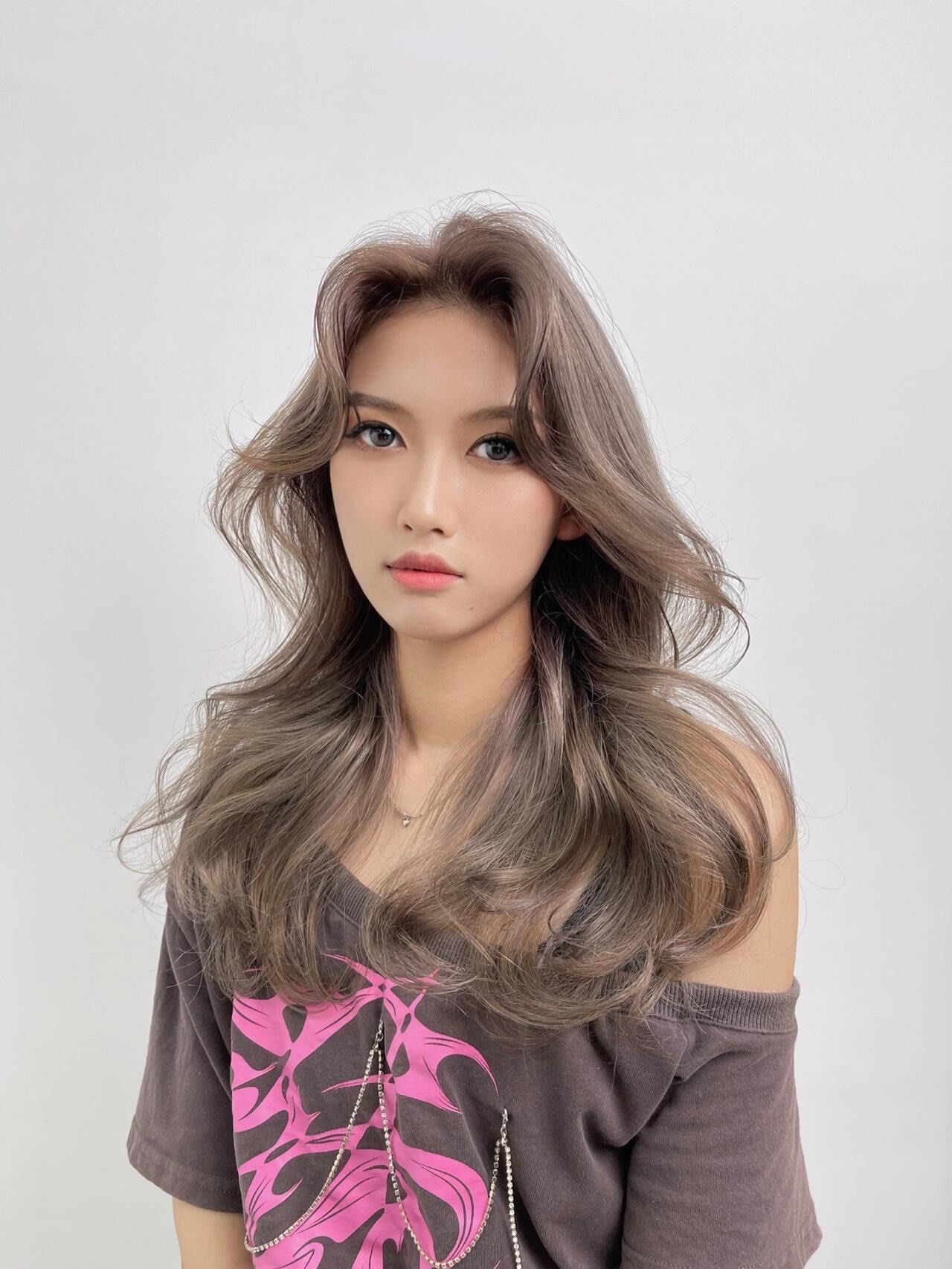 灰棕美发闪耀时刻