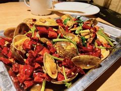 -喝丢一只鞋海鲜烧烤·海肠捞饭(东关街店)