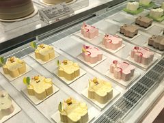 -好利来(上海长宁龙之梦店)
