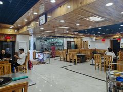 -屯老二农家铁锅炖·行业领军者(梅江店)
