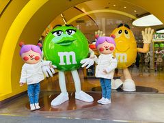 -m豆巧克力世界(上海世茂广场店)