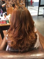 -PE SALON