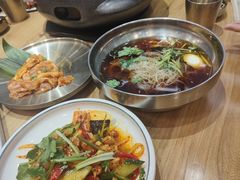 -青瓦餐厅·生鱼片·韩园烤肉(西塔店)