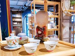 -光海书局(南京东路第一百货店)