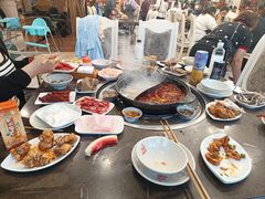 -热火朝天自助火锅(车城大道西门店)