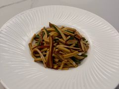 -新丁香海鲜酒店(银海商贸城店)