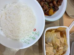 -老乡鸡(上海巴黎春天浦建店)