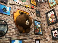 -LINE FRIENDS Garosu-gil Flagship Store