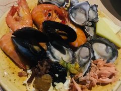 -悉尼塔旋转餐厅