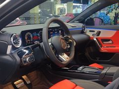 -上海星瀚奔驰4S店(红柳路店)