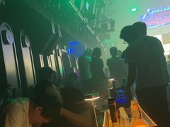 -简奥斯汀·赫本酒吧