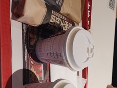 -肯德基(珠峰店)