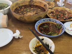 -乐山第一家临江鳝丝(茶坊路店)