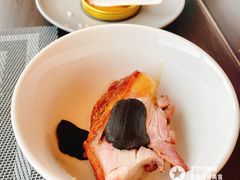 黑松露烤乳猪-济南凯宾斯基酒店-THE VIEW云景全日制餐厅