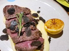 -JINNS锦时 steak&pizza(浸信会礼拜堂旧址店)