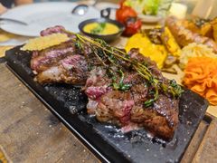 -Mark&Mars Restaurant