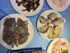 -千岛蚝高压锅生蚝·人参火锅(白云万达店)