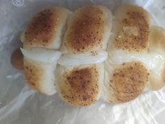 香肠面包-Bread Talk 面包新语(荟聚店)