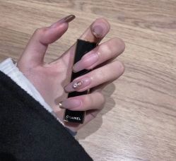 -IDO美甲美睫