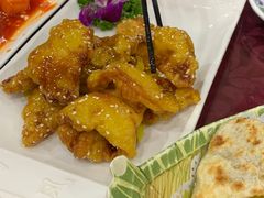 -津鲁园饭店