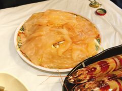 -鲜入围煮花胶鸡海鲜火锅