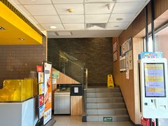 -麦当劳(杨林得来速店)