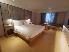 -全季酒店(广州越秀公园店)