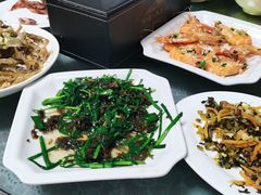 -山里人家土菜馆(茅山店)