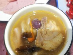 -菌之家·专业纯野生菌火锅·特色炒菌