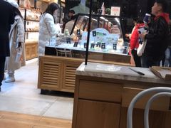 -罗森尼娜(德思勤店)